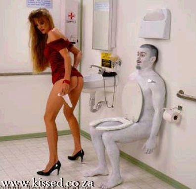 very-funny-pics-gender-images-toilets_1