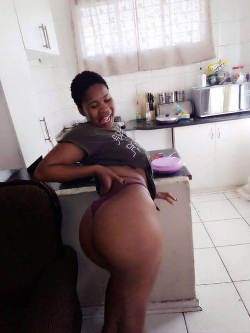 files_Old content_Pictures_Hot Mzansi Girls_369538121