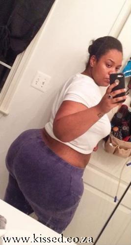 THICK BLACK MAMA CURVED HIPS-1vi(a)